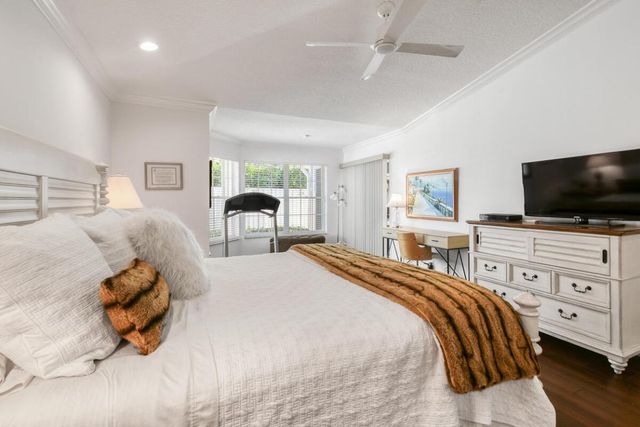 349 Eagleton Golf Drive, Palm Beach Gardens, FL 33418