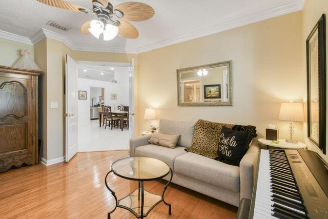 349 Eagleton Golf Drive, Palm Beach Gardens, FL 33418