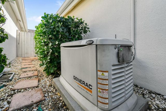 349 Eagleton Golf Drive, Palm Beach Gardens, FL 33418