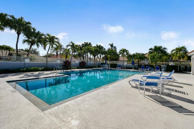 349 Eagleton Golf Drive, Palm Beach Gardens, FL 33418