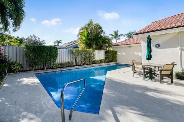 349 Eagleton Golf Drive, Palm Beach Gardens, FL 33418