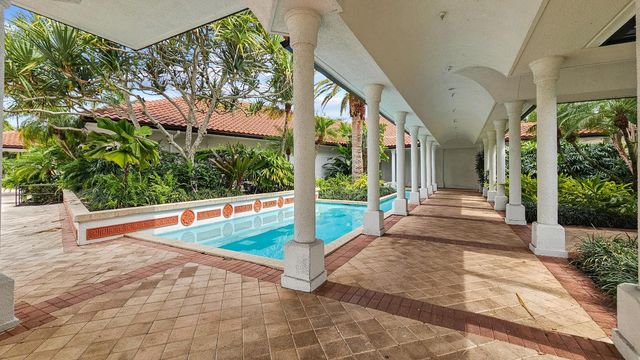 349 Eagleton Golf Drive, Palm Beach Gardens, FL 33418