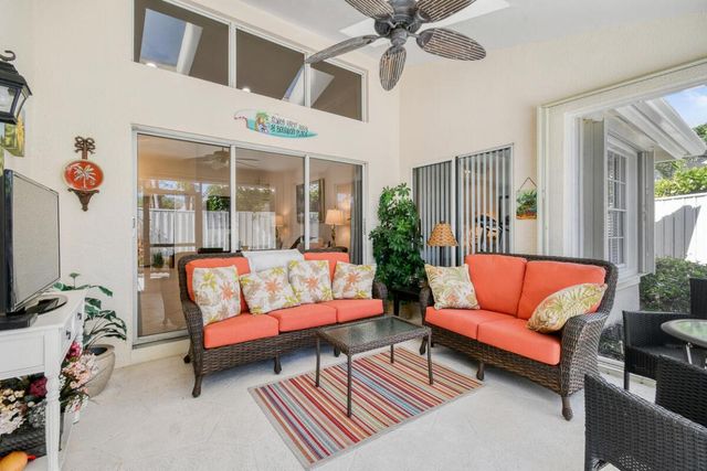 349 Eagleton Golf Drive, Palm Beach Gardens, FL 33418