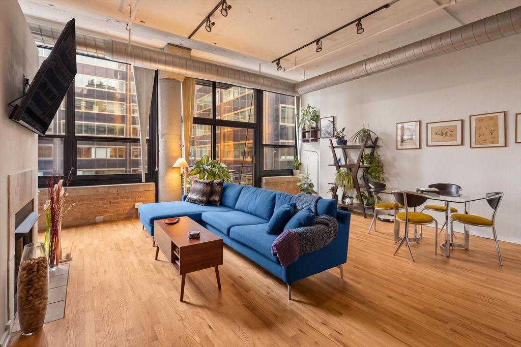 130 S CANAL Street 607, Chicago, IL 60606 — photo 3