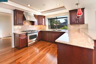 319 Oak Glen Ct, Martinez, CA 94553