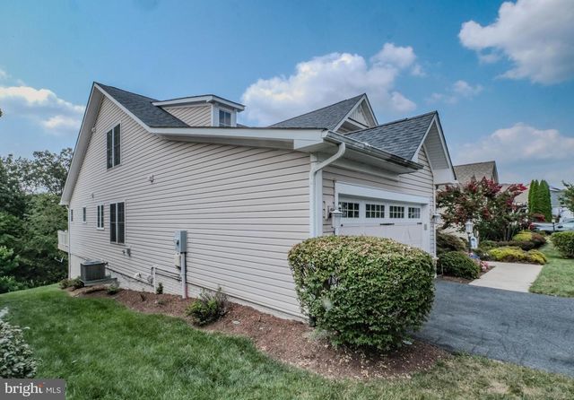 117 HARVESTER DR, Lake Frederick, VA 22630