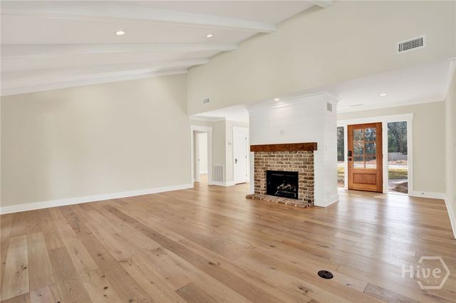 10 Howley Lane, Savannah, GA 31411