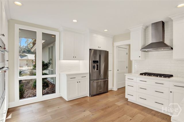 10 Howley Lane, Savannah, GA 31411