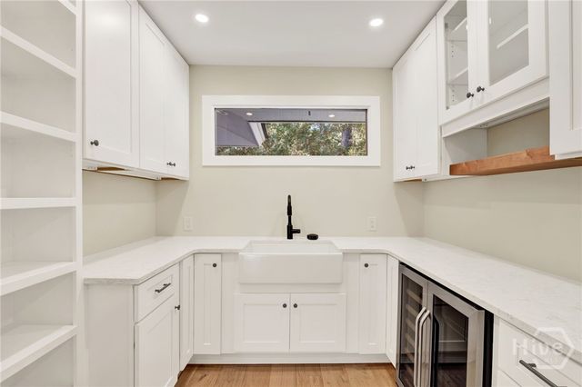 10 Howley Lane, Savannah, GA 31411