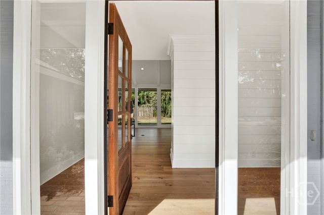 10 Howley Lane, Savannah, GA 31411