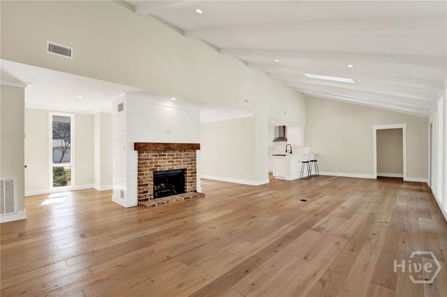 10 Howley Lane, Savannah, GA 31411