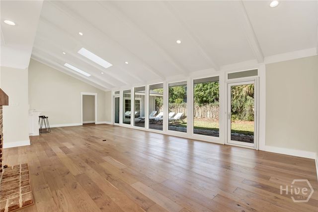 10 Howley Lane, Savannah, GA 31411