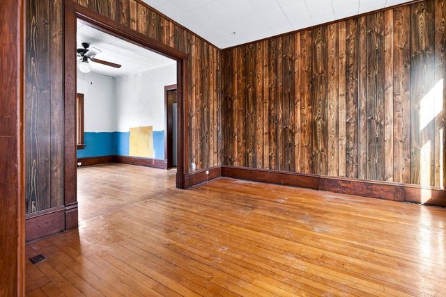 311 ISABELLA STREET, Neenah, WI 54956