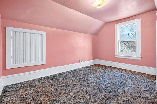 311 ISABELLA STREET, Neenah, WI 54956