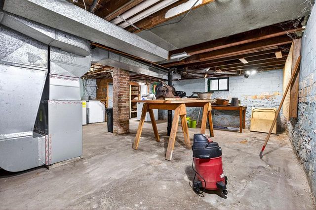 311 ISABELLA STREET, Neenah, WI 54956