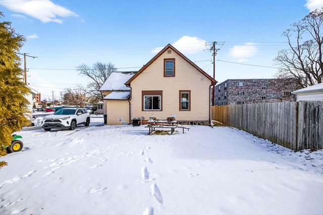 311 ISABELLA STREET, Neenah, WI 54956