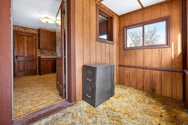 311 ISABELLA STREET, Neenah, WI 54956