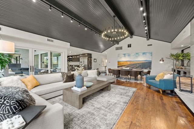 313 Fall Creek Drive, Richardson, TX 75080