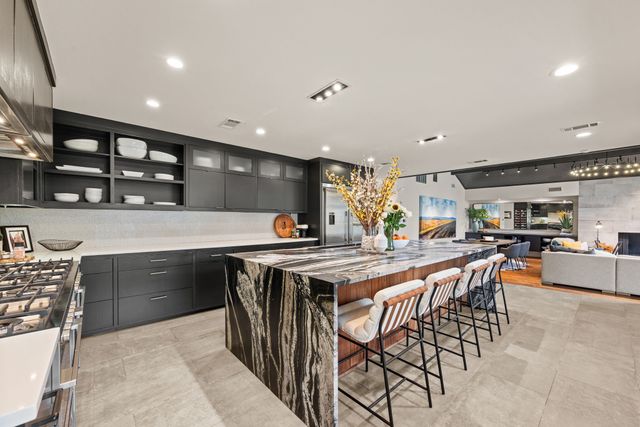 313 Fall Creek Drive, Richardson, TX 75080