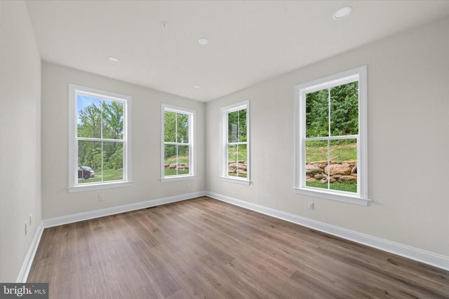406 LEAHY DR, Newark, DE 19711