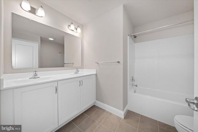406 LEAHY DR, Newark, DE 19711