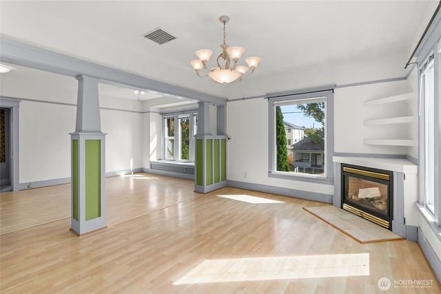 1923 15th Avenue S, Seattle, WA 98144