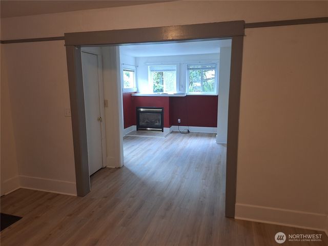 1923 15th Avenue S, Seattle, WA 98144