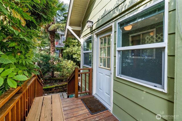 1923 15th Avenue S, Seattle, WA 98144