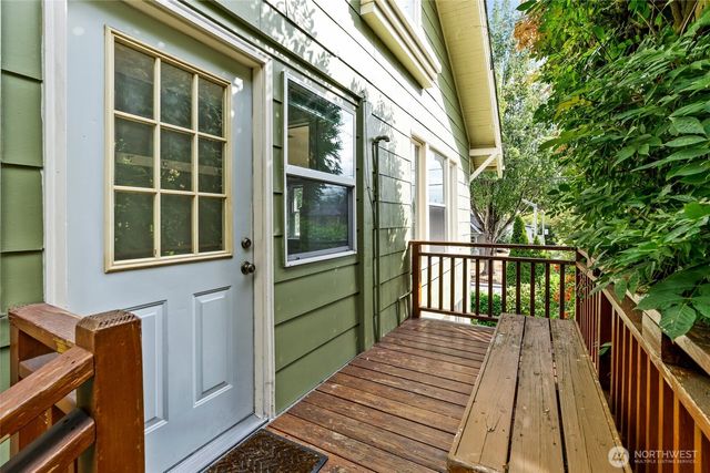 1923 15th Avenue S, Seattle, WA 98144