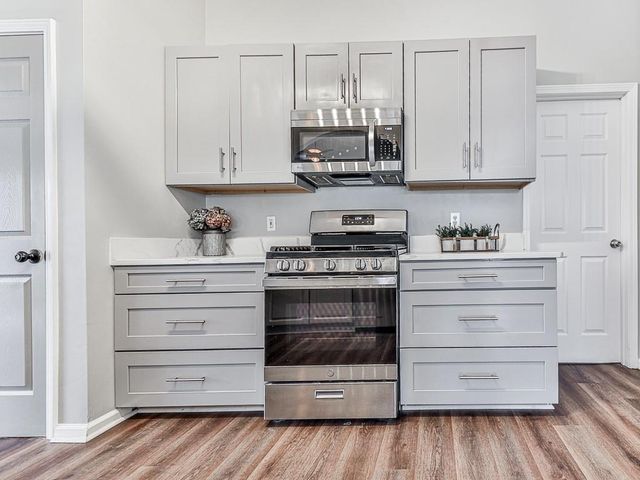 102 Springshade Lane, Canton, GA 30114