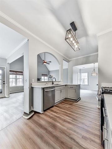 102 Springshade Lane, Canton, GA 30114