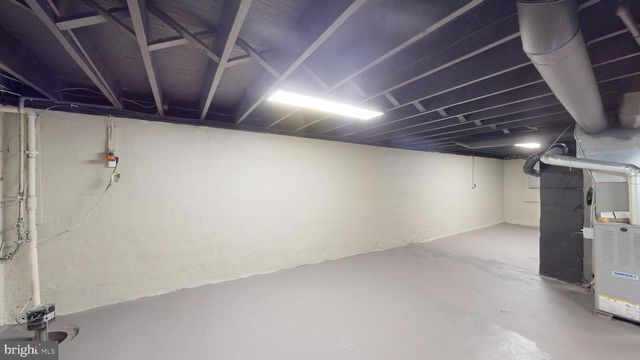 10 BERGEN AVE, Voorhees, NJ 08043