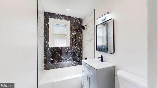 10 BERGEN AVE, Voorhees, NJ 08043