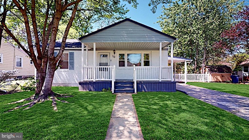 10 BERGEN AVE, Voorhees, NJ 08043