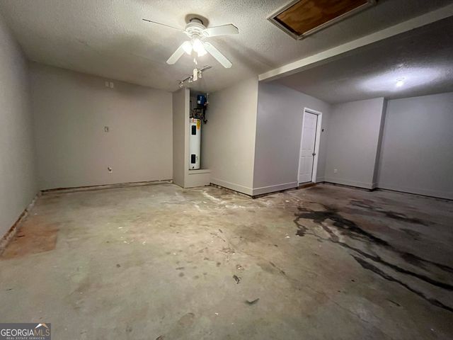 156 Galway Lane, Hampton, GA 30228