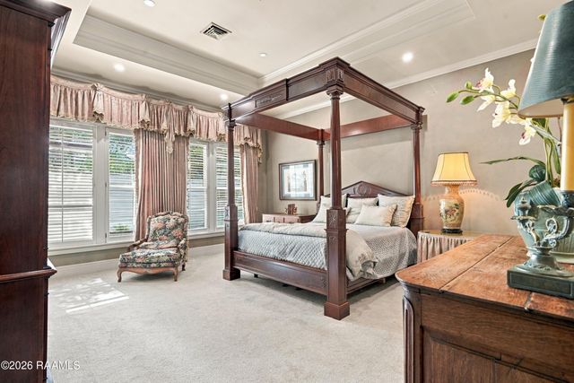 301 Oakleaf Drive, Lafayette, LA 70503