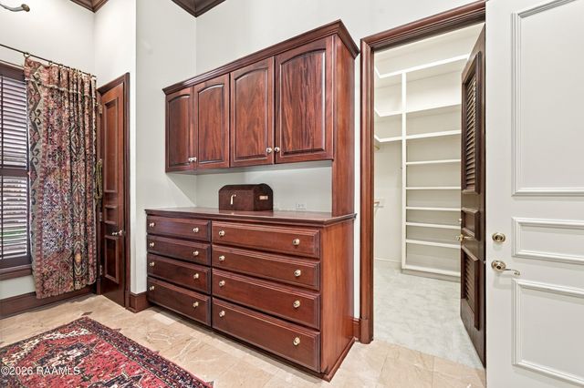 301 Oakleaf Drive, Lafayette, LA 70503