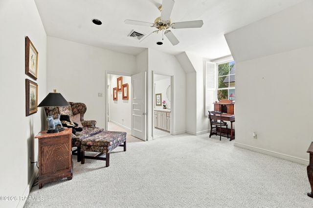301 Oakleaf Drive, Lafayette, LA 70503