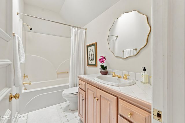 301 Oakleaf Drive, Lafayette, LA 70503