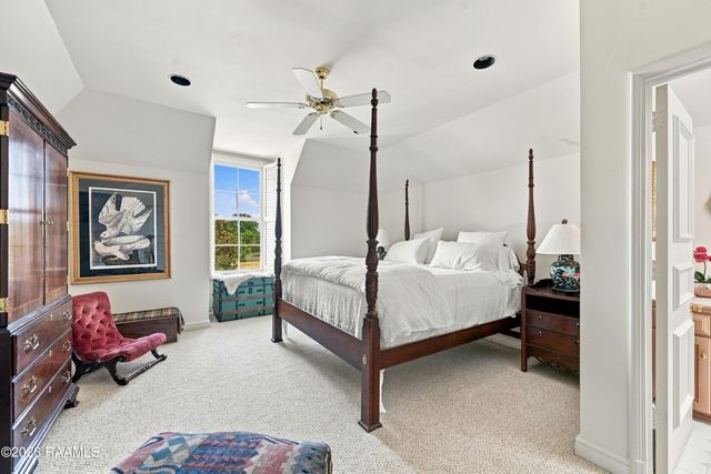 301 Oakleaf Drive, Lafayette, LA 70503