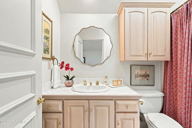 301 Oakleaf Drive, Lafayette, LA 70503