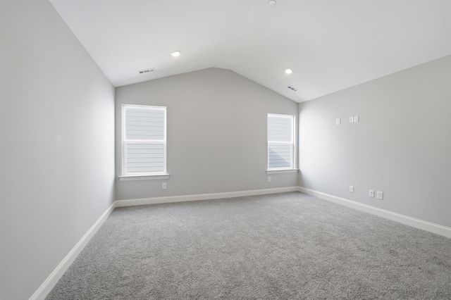 402 Rawling Ln, Gallatin, TN 37066