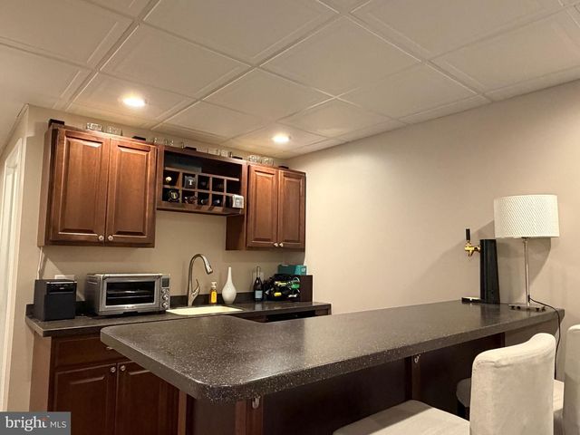 1813 SILVERLEAF LN, Palmyra, PA 17078