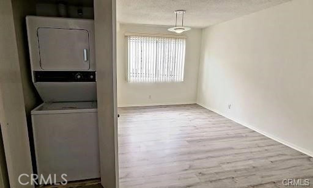 550 E Providencia Avenue, Burbank, CA 91501 — photo 3