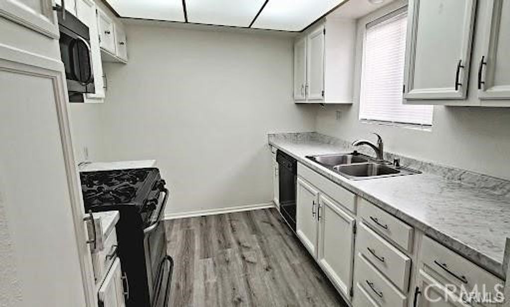 550 E Providencia Avenue, Burbank, CA 91501 — photo 4
