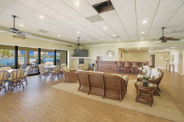 19800 Sandpointe Bay Drive 106, Tequesta, FL 33469