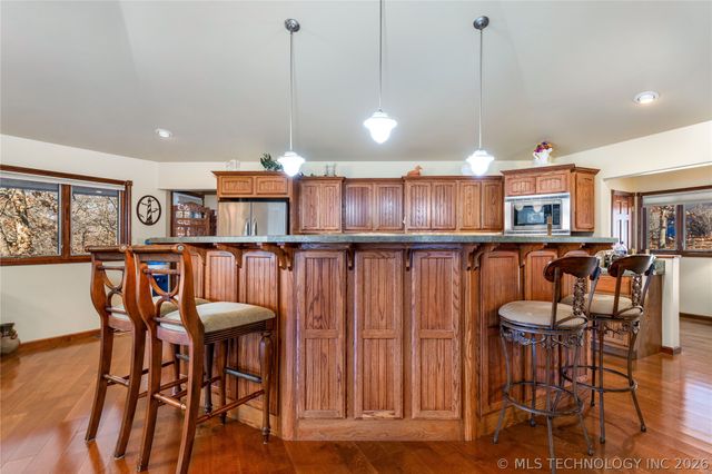 449 Private Road 065 Road, Eucha, OK 74342