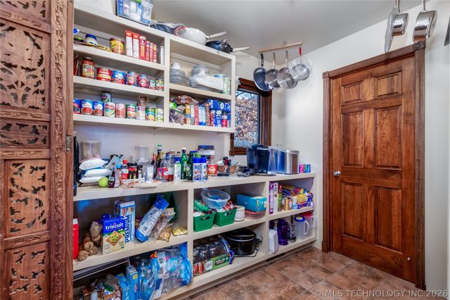 449 Private Road 065 Road, Eucha, OK 74342