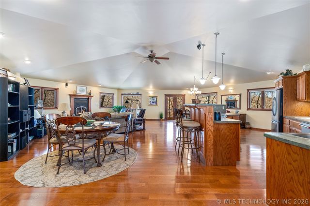 449 Private Road 065 Road, Eucha, OK 74342