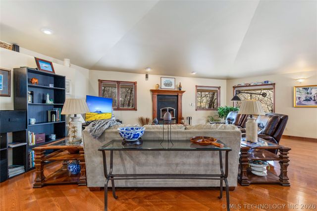 449 Private Road 065 Road, Eucha, OK 74342